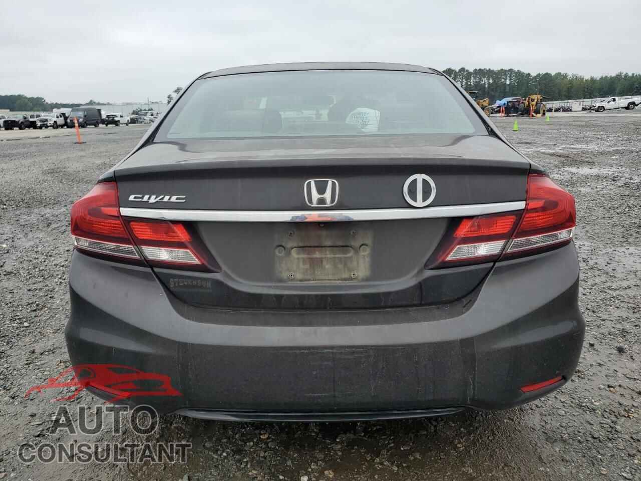 HONDA CIVIC 2013 - 2HGFB2F86DH533552
