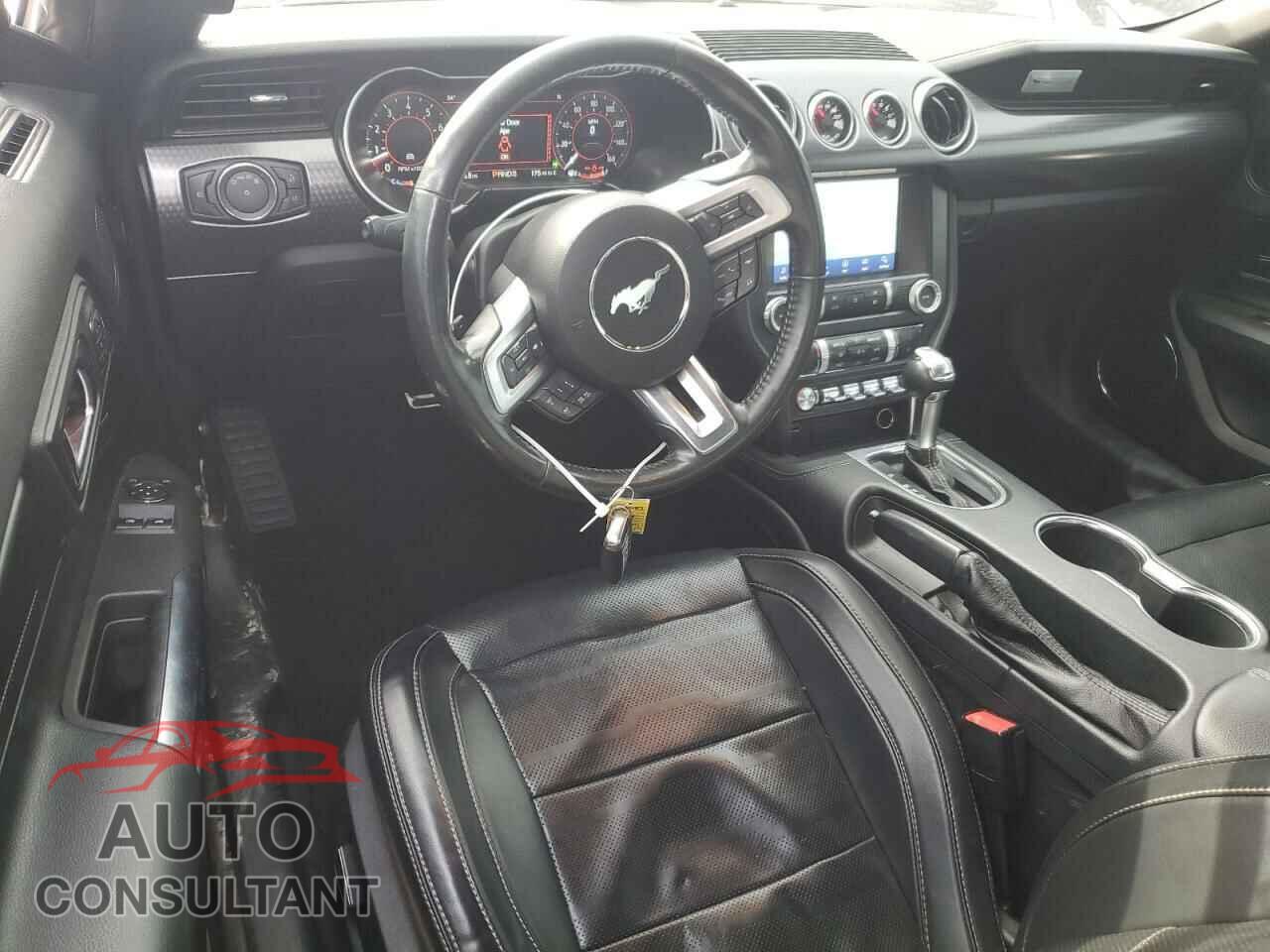 FORD MUSTANG 2019 - 1FA6P8CF0K5192892