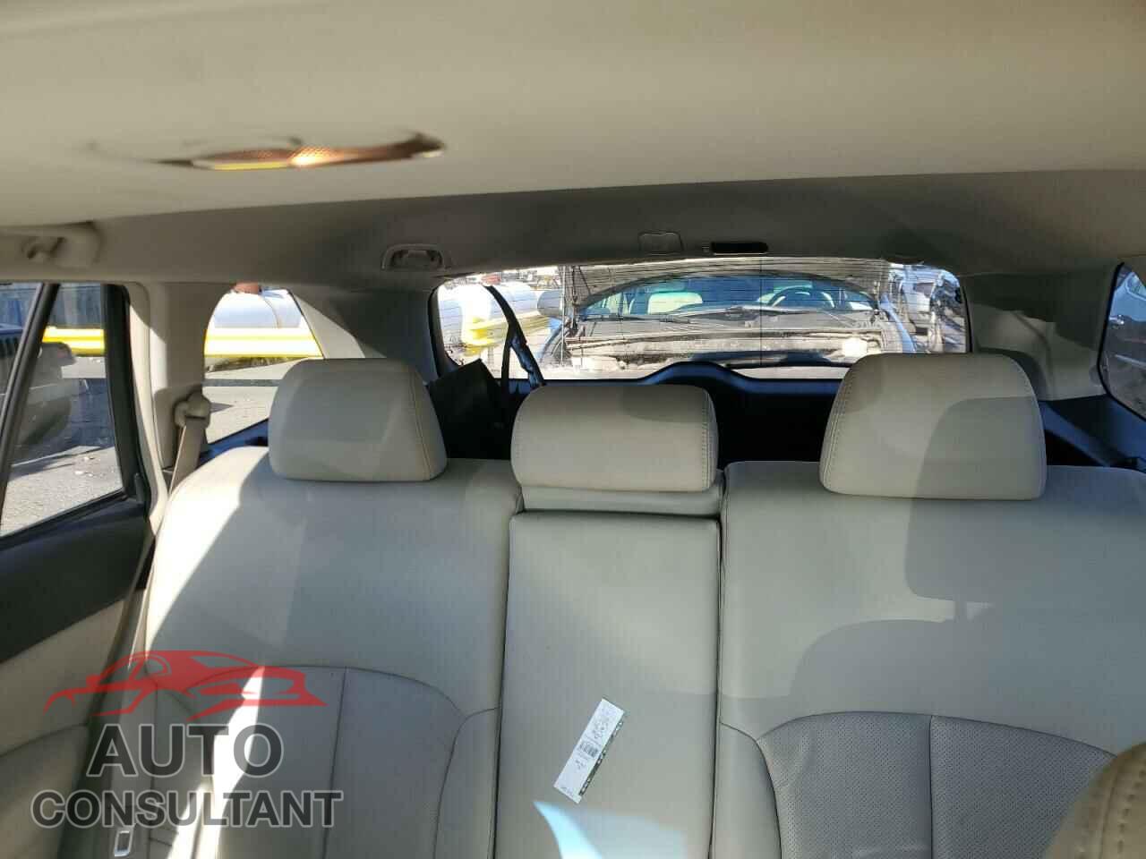 SUBARU OUTBACK 2011 - 4S4BRDKC8B2373464