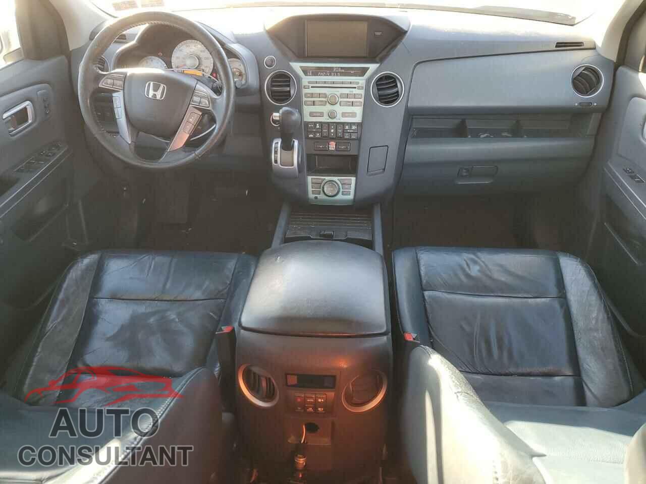 HONDA PILOT 2009 - 5FNYF48889B010230