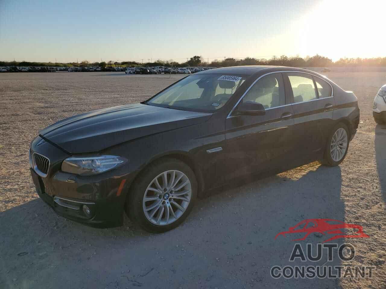 BMW 5 SERIES 2016 - WBA5A5C59GG350801