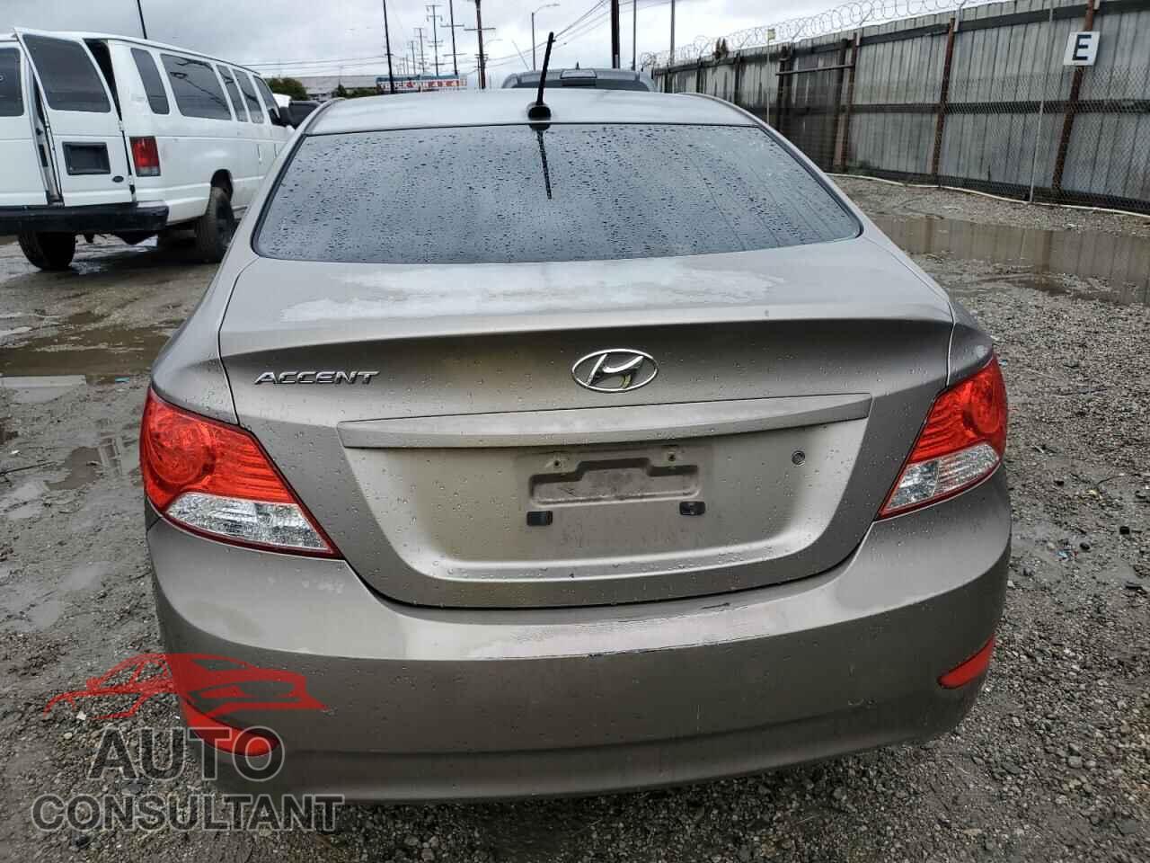 HYUNDAI ACCENT 2013 - KMHCT4AE2DU520233