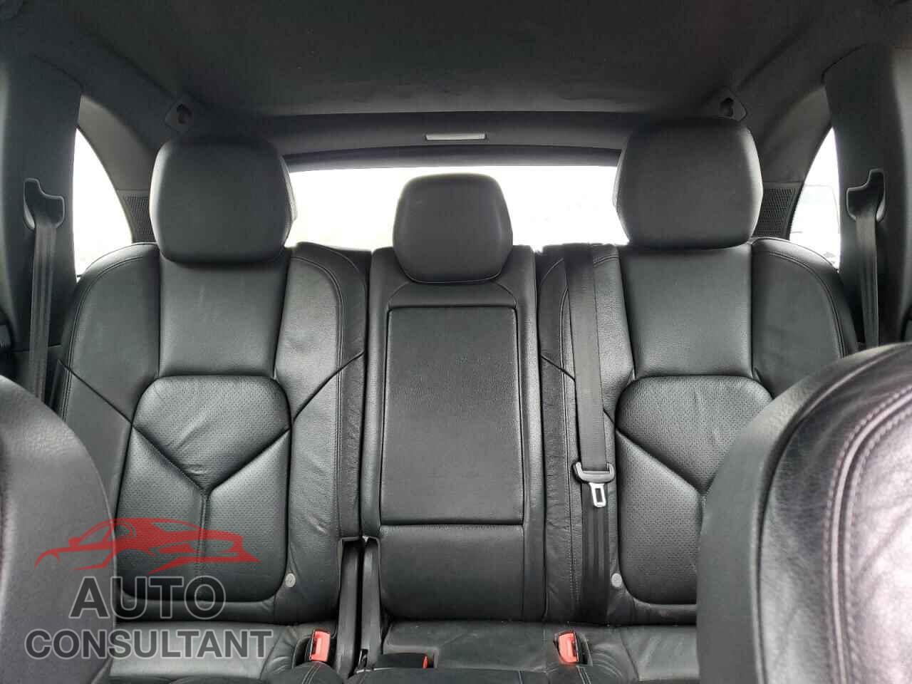 PORSCHE CAYENNE 2012 - WP1AA2A22CLA05750