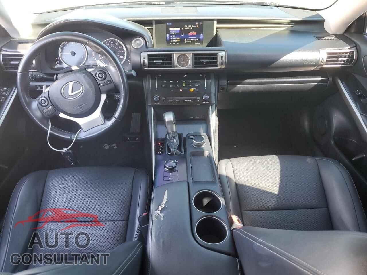 LEXUS IS 2014 - JTHBF1D28E5027142