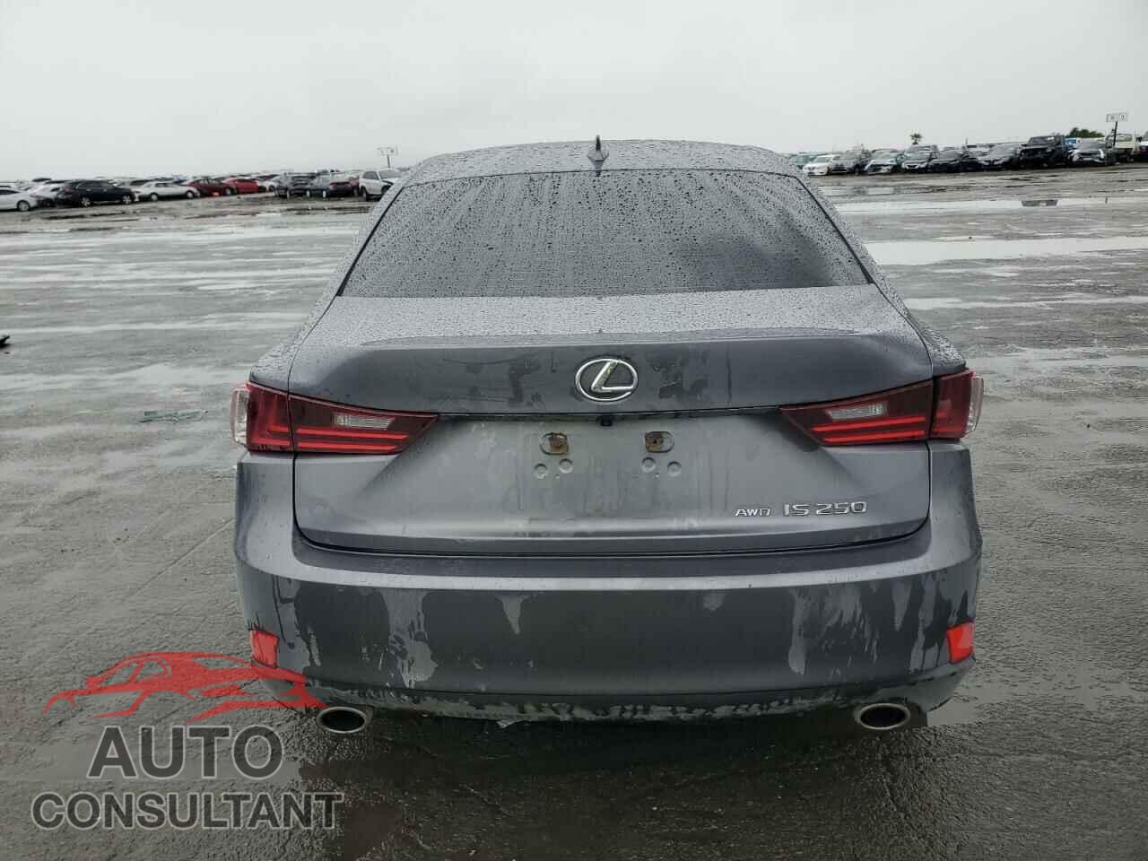 LEXUS IS 2014 - JTHCF1D21E5014592