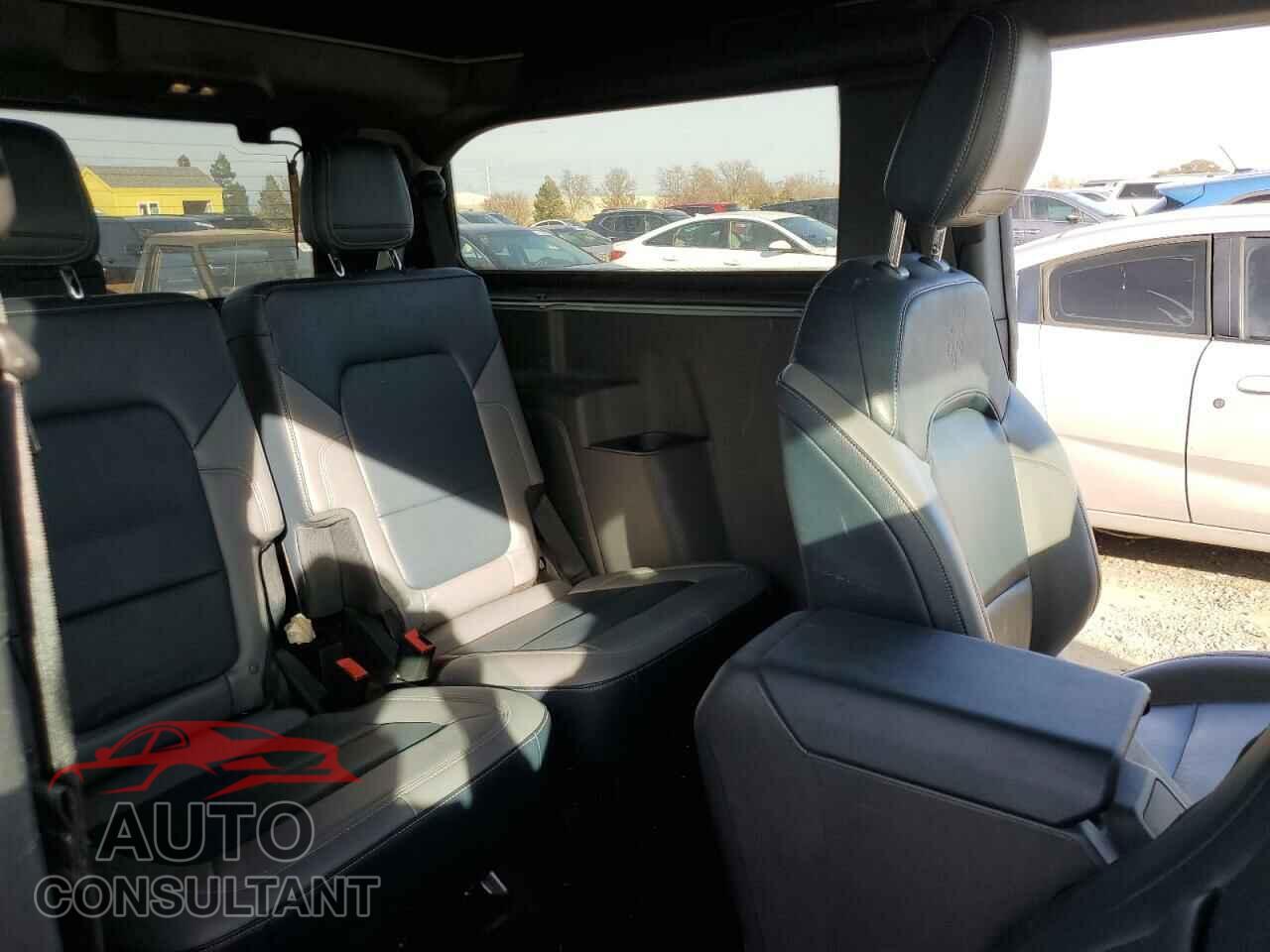 FORD BRONCO 2022 - 1FMDE5CP0NLB48255