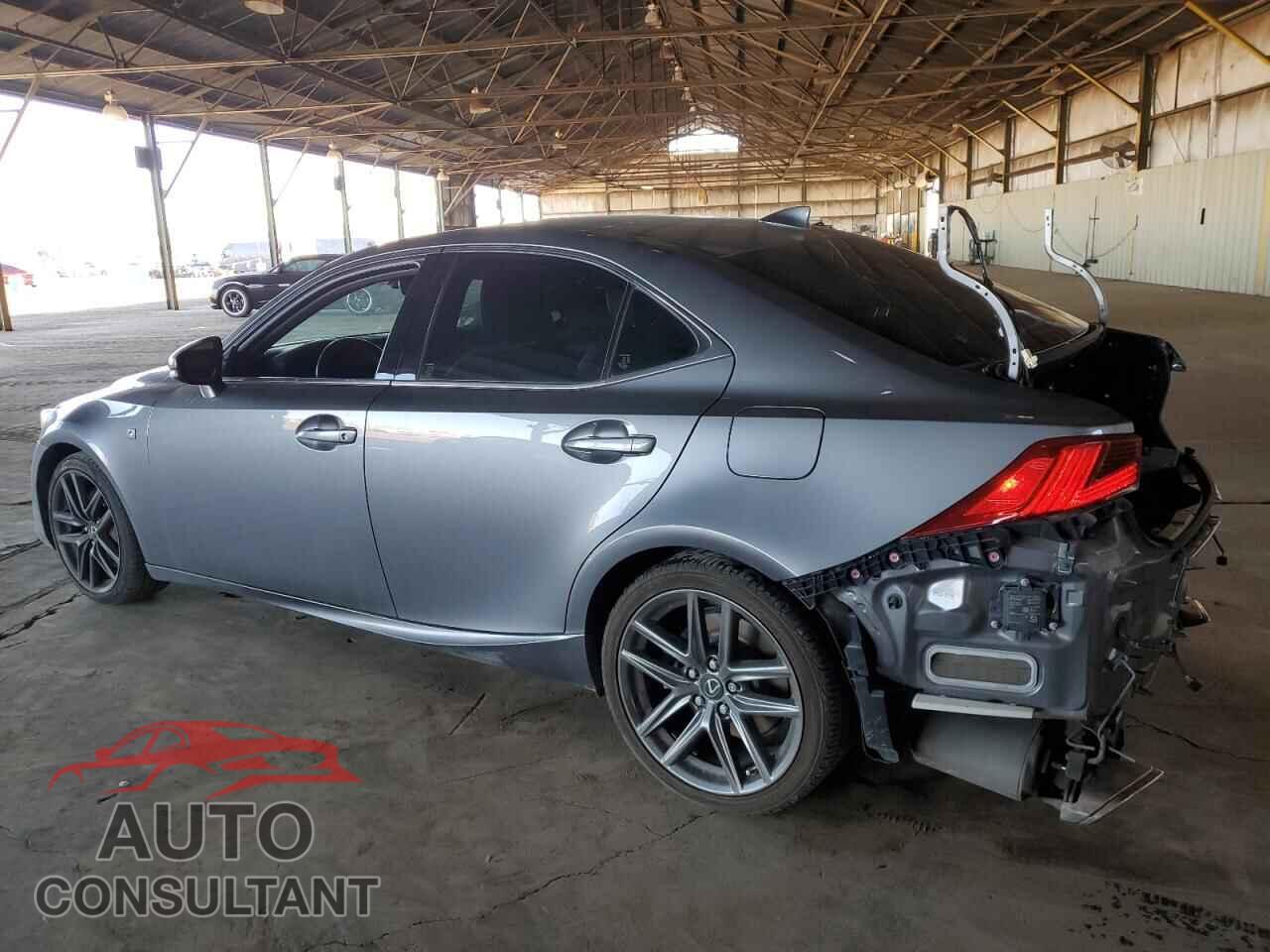 LEXUS IS 2018 - JTHBA1D20J5070429