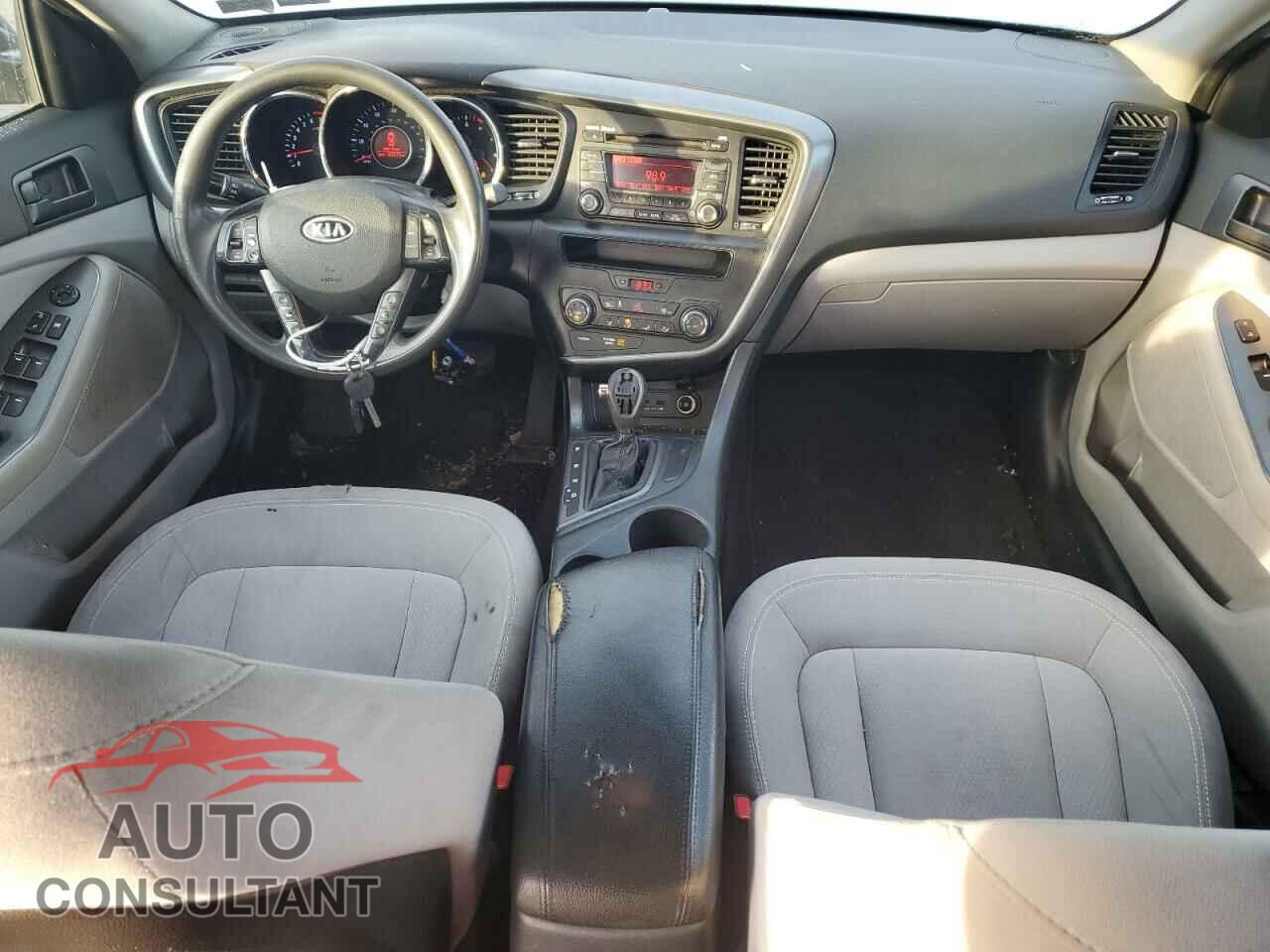 KIA OPTIMA 2011 - KNAGM4A78B5145795