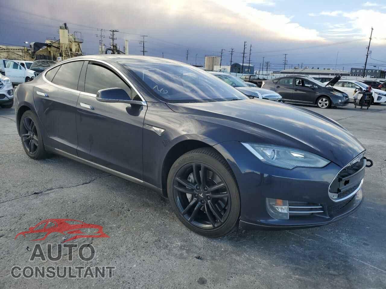 TESLA MODEL S 2014 - 5YJSA1S17EFP39263