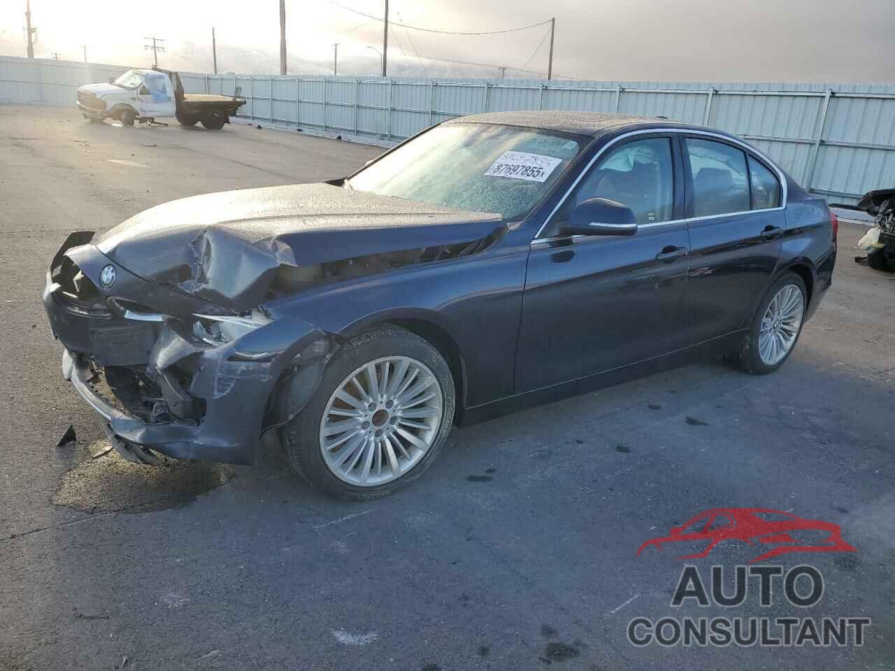 BMW 3 SERIES 2015 - WBA3C1C51FK124600