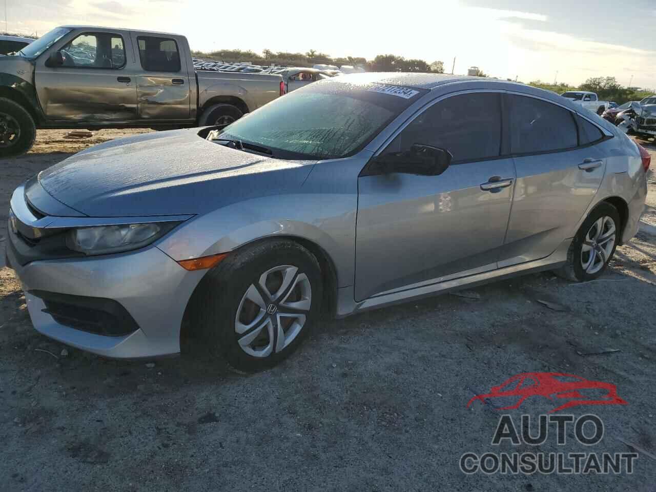 HONDA CIVIC 2018 - 19XFC2F57JE031884