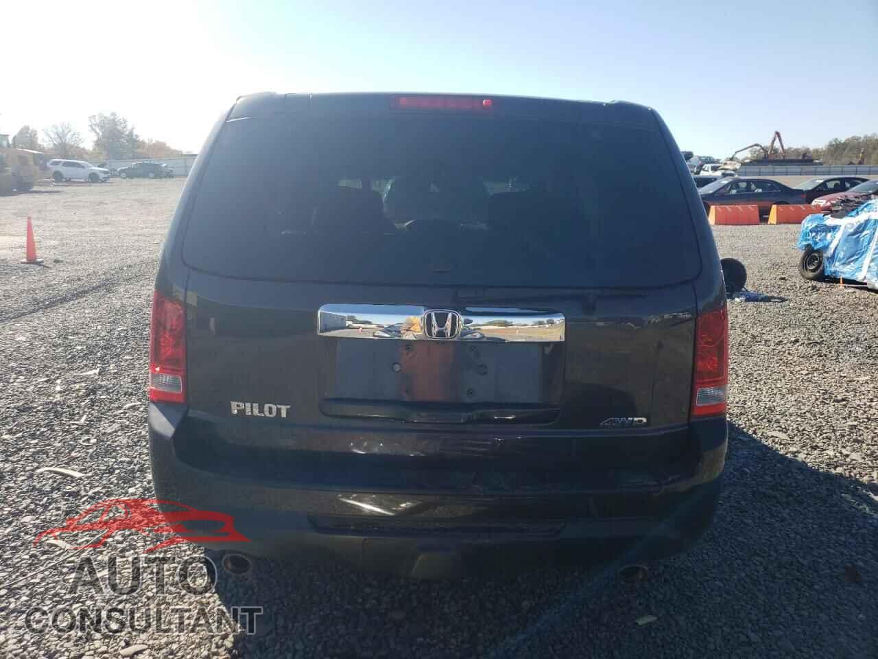 HONDA PILOT 2013 - 5FNYF4H52DB005118