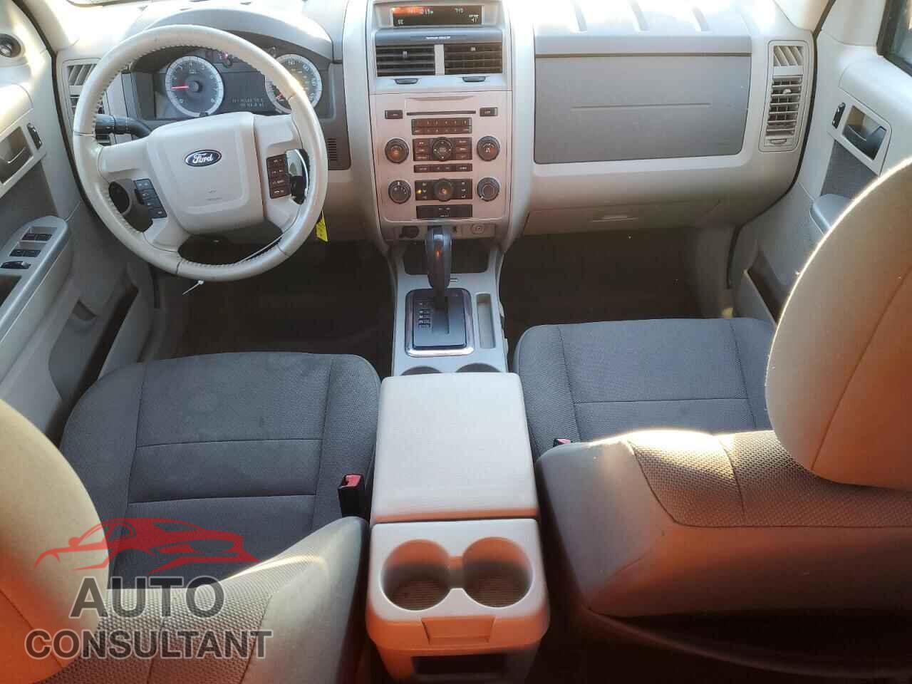 FORD ESCAPE 2010 - 1FMCU9D78AKA33603
