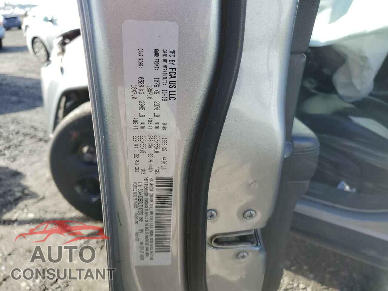 JEEP COMPASS 2020 - 3C4NJCBB7LT147555