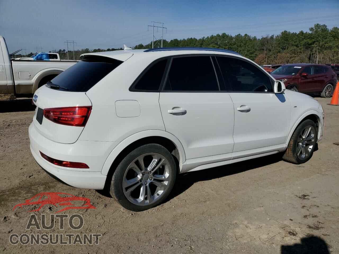 AUDI Q3 2018 - WA1BCCFS2JR007727