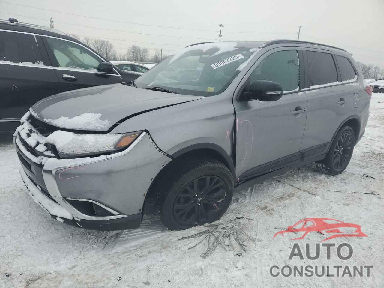 MITSUBISHI OUTLANDER 2018 - JA4AZ3A32JZ063869