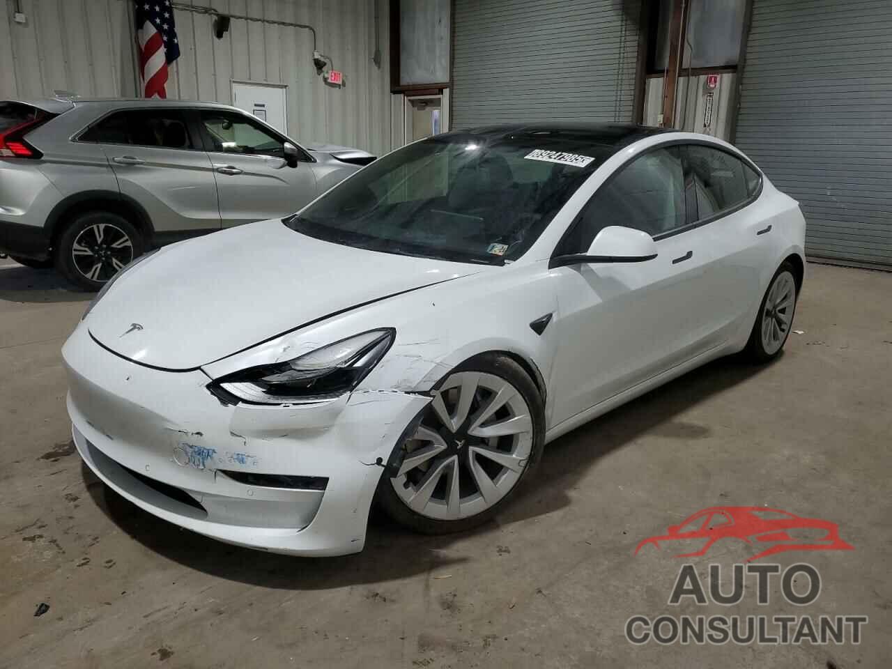 TESLA MODEL 3 2022 - 5YJ3E1EB8NF288082