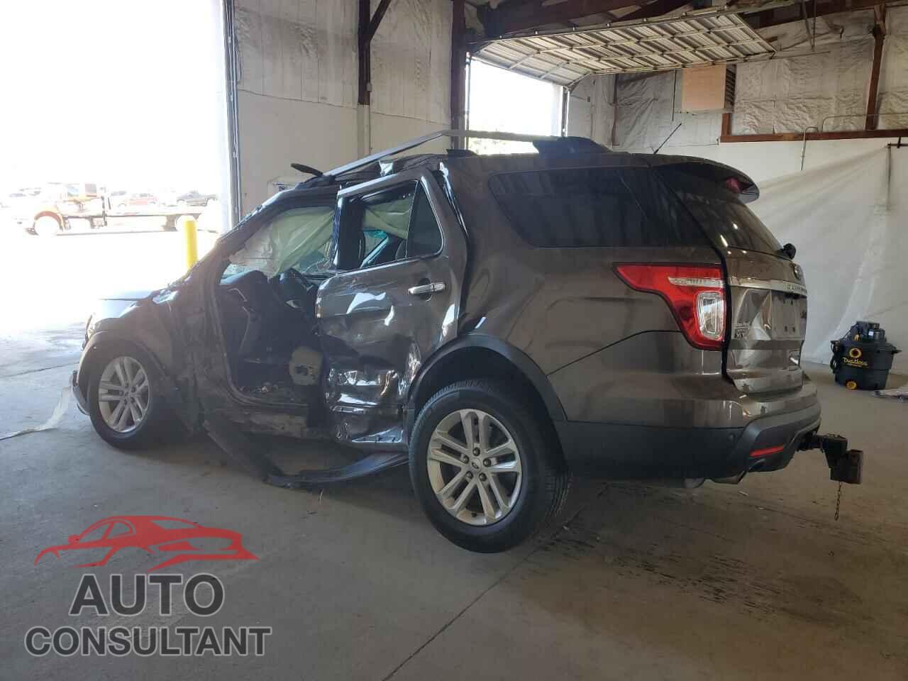 FORD EXPLORER 2015 - 1FM5K7D80FGA61577