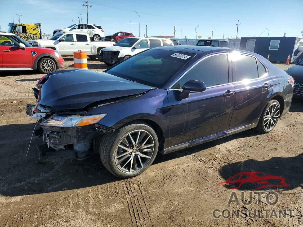 TOYOTA CAMRY 2022 - 4T1F11BK8NU068988