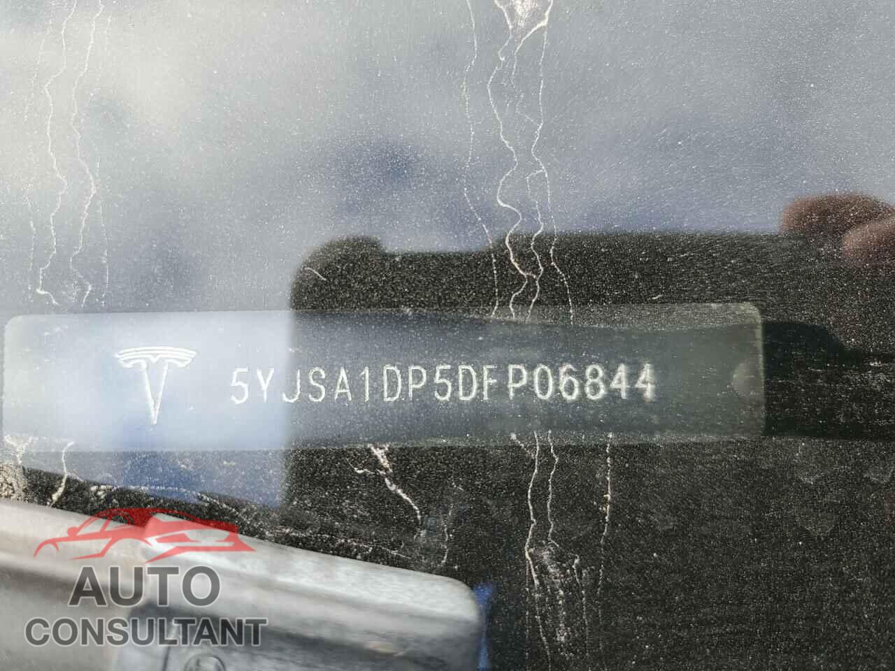 TESLA MODEL S 2013 - 5YJSA1DP5DFP06844