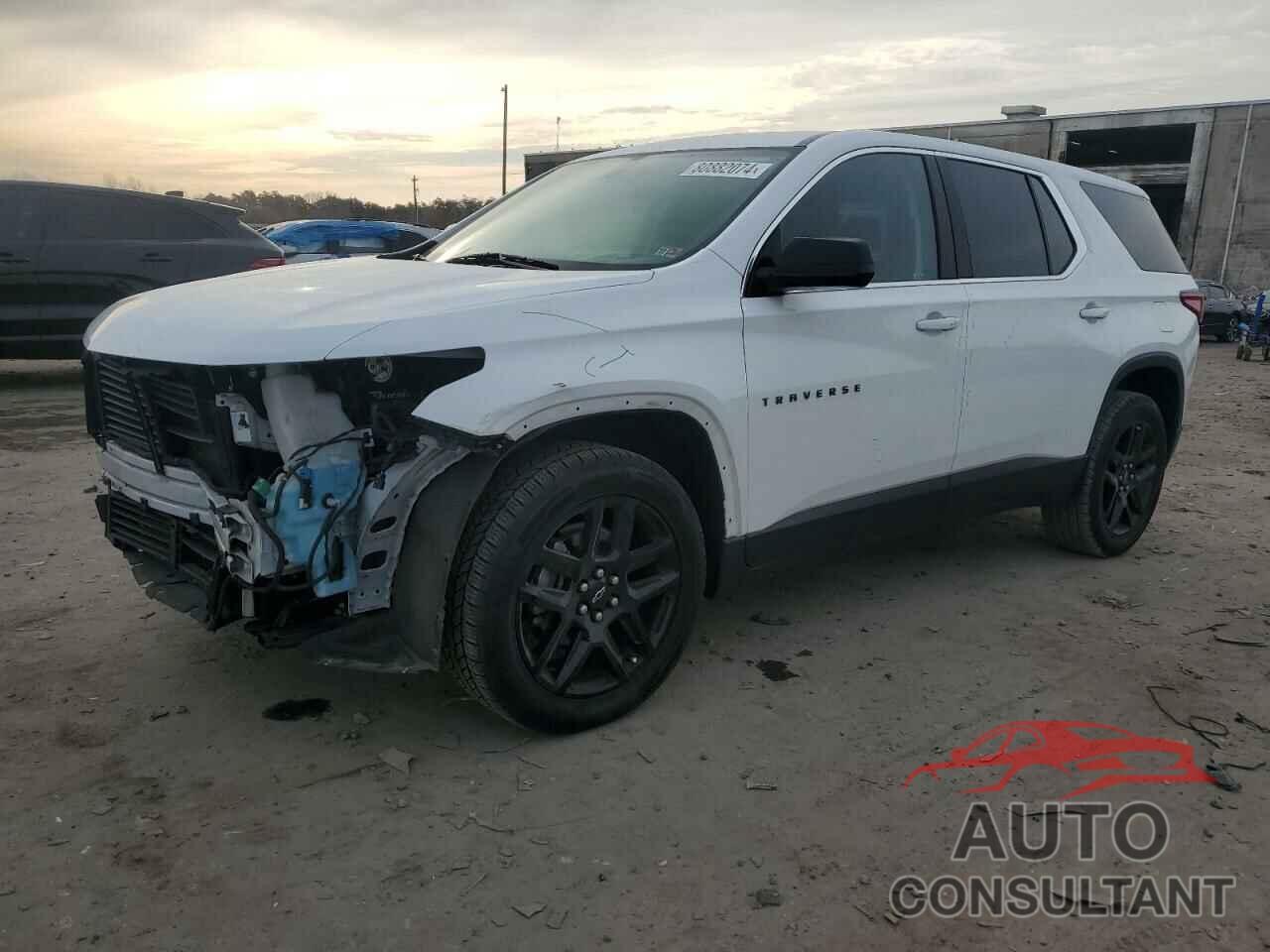 CHEVROLET TRAVERSE 2019 - 1GNERFKW7KJ242367