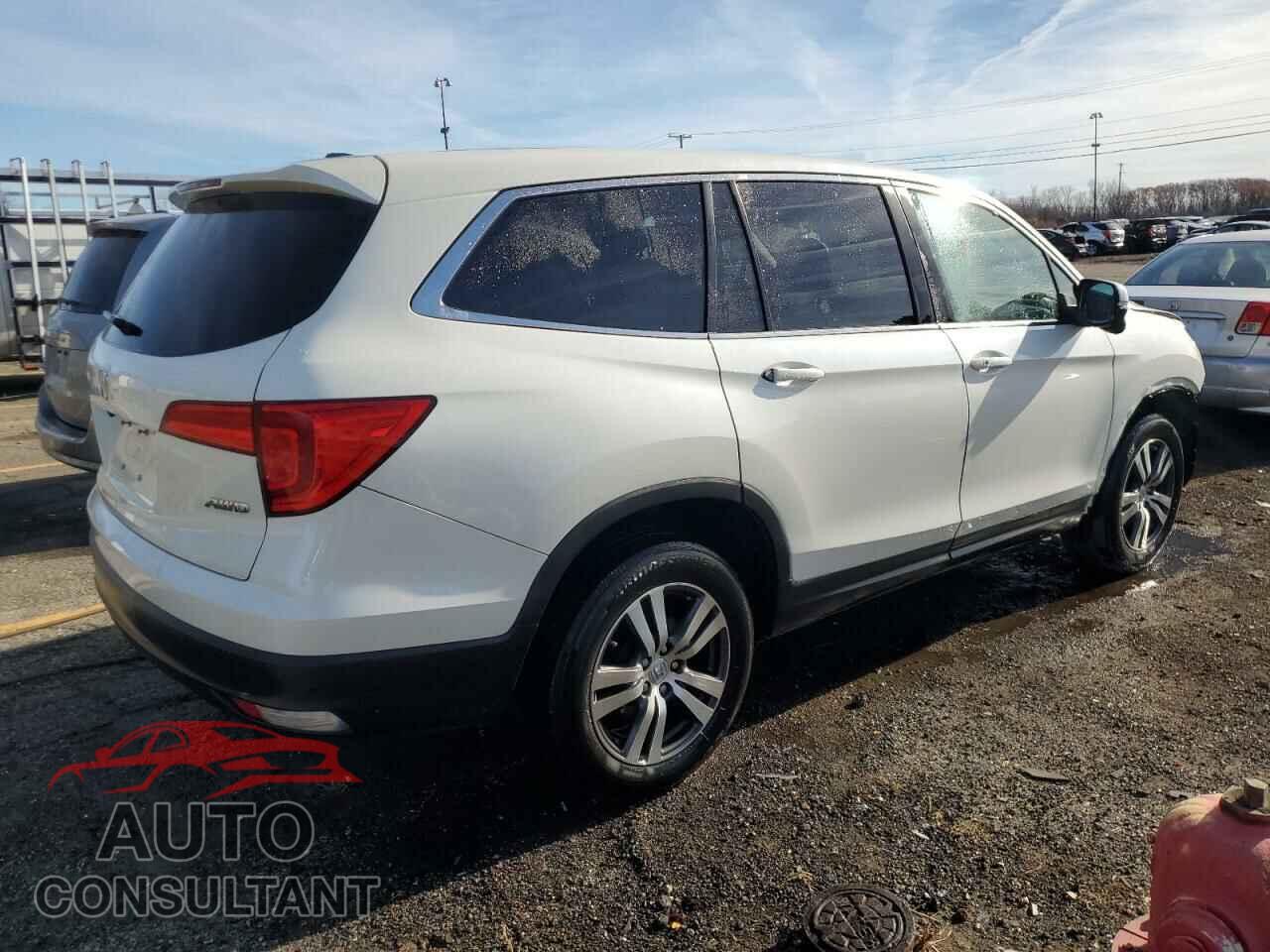 HONDA PILOT 2017 - 5FNYF6H50HB099677