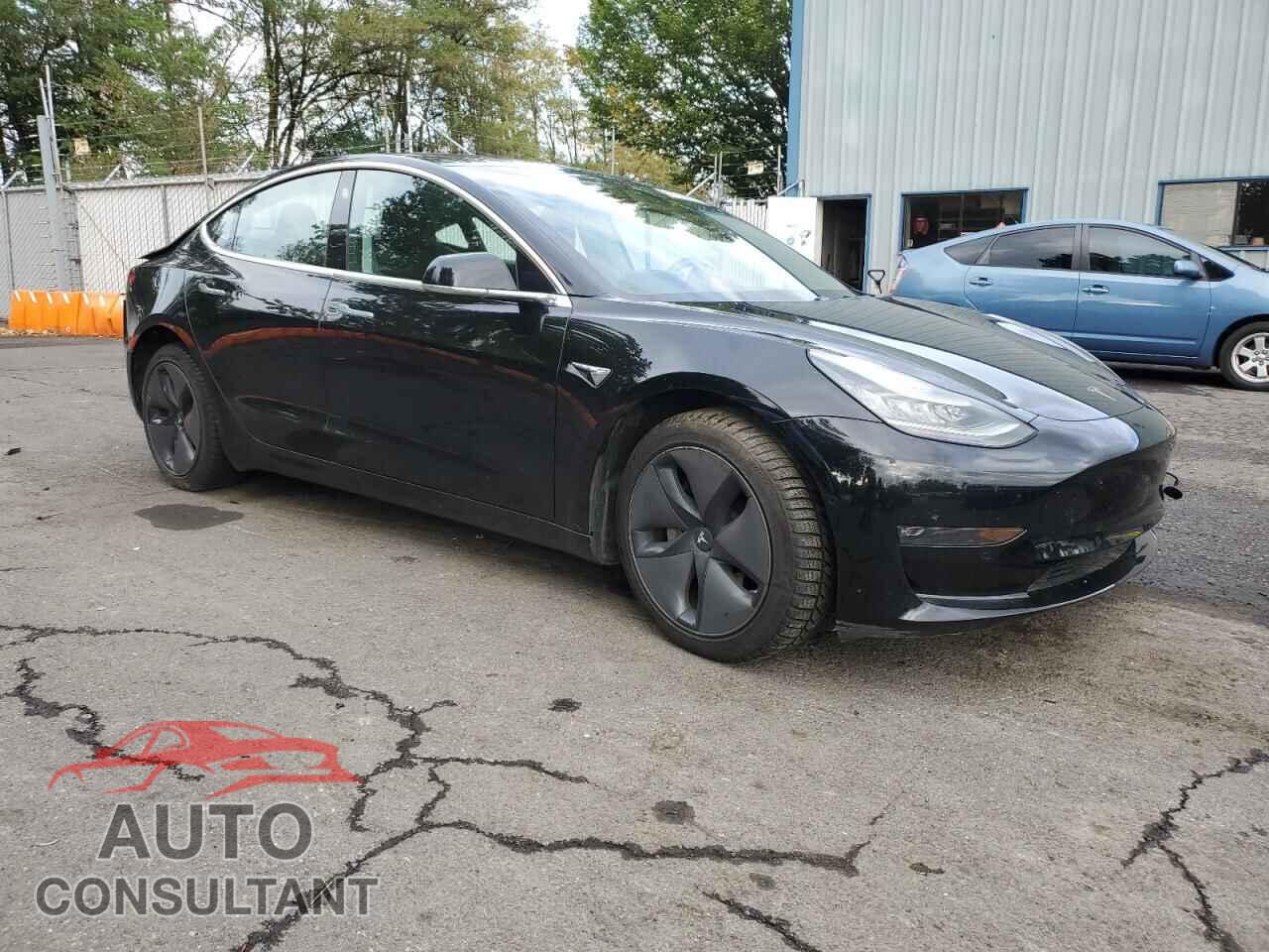 TESLA MODEL 3 2018 - 5YJ3E1EB3JF092982
