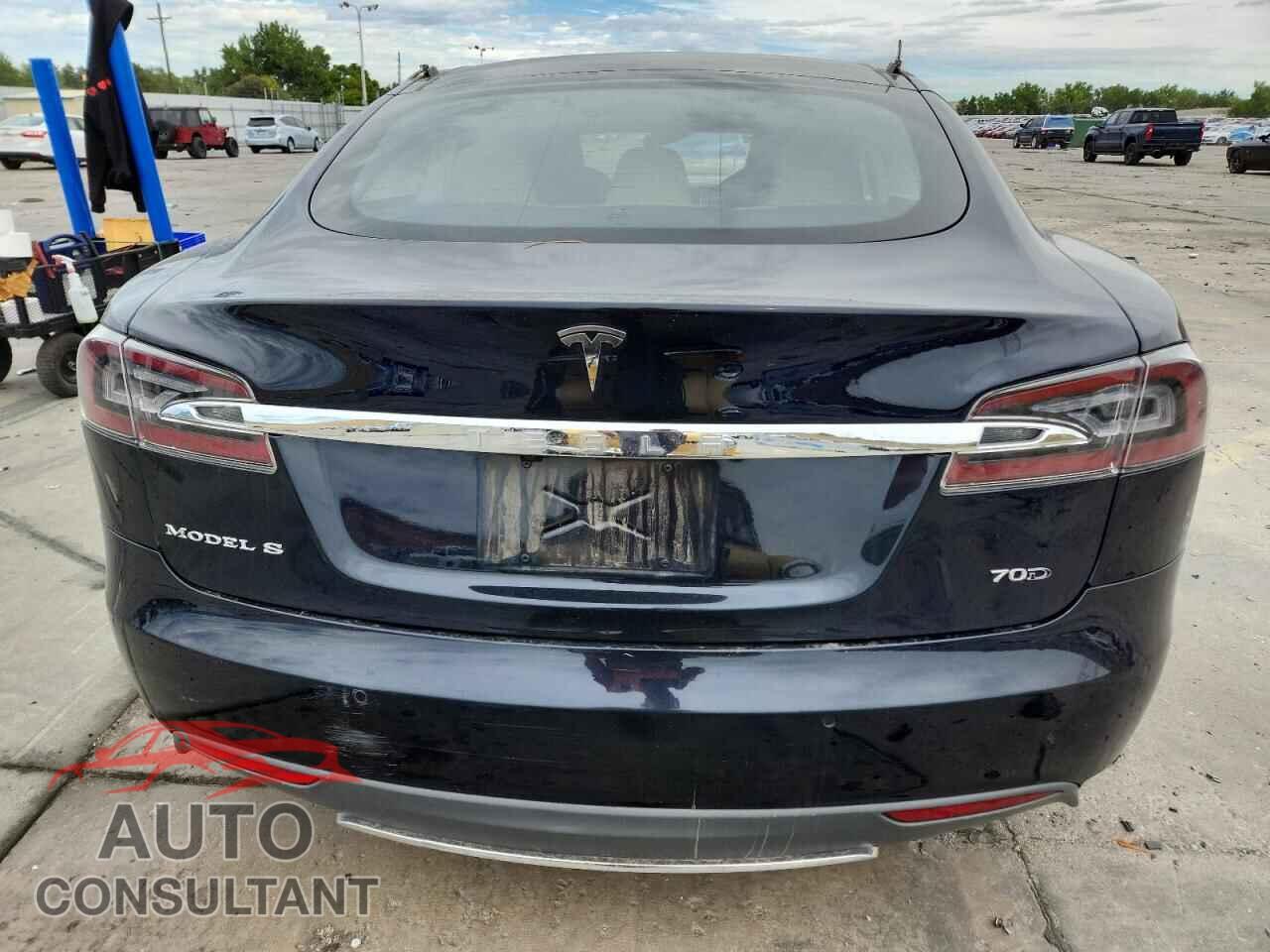 TESLA MODEL S 2015 - 5YJSA1S2XFF084476