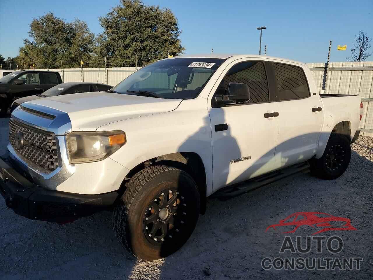 TOYOTA TUNDRA 2018 - 5TFDW5F14JX731438