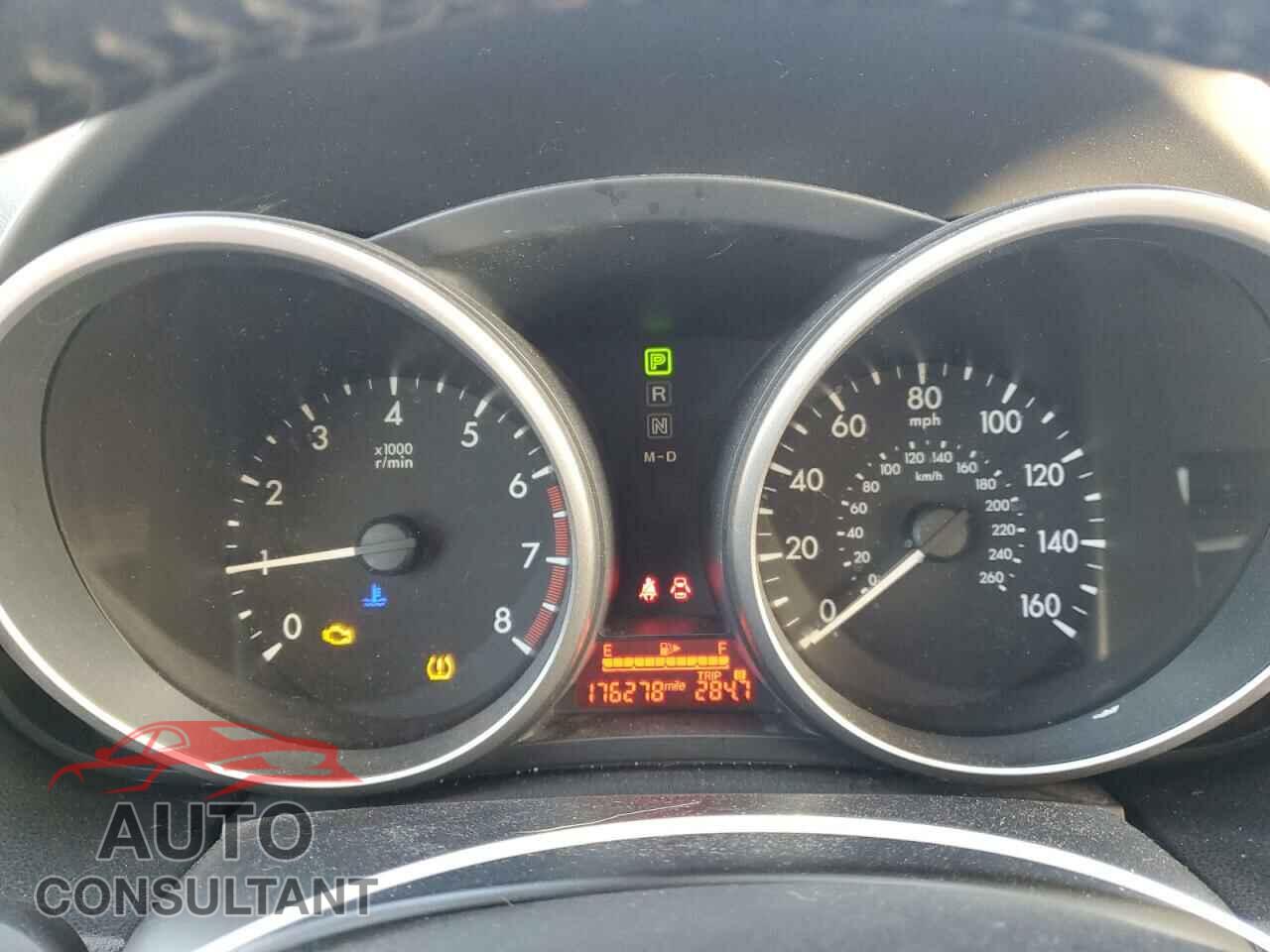 MAZDA 5 2012 - JM1CW2CL2C0130010