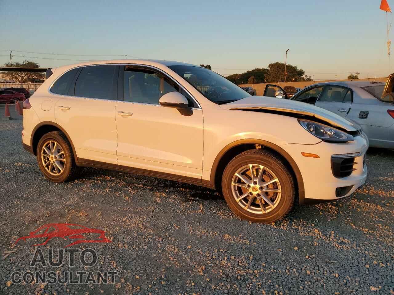 PORSCHE CAYENNE 2016 - WP1AA2A27GLA00405