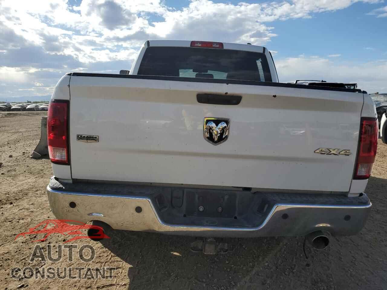 DODGE RAM 1500 2012 - 1C6RD7NT9CS348080