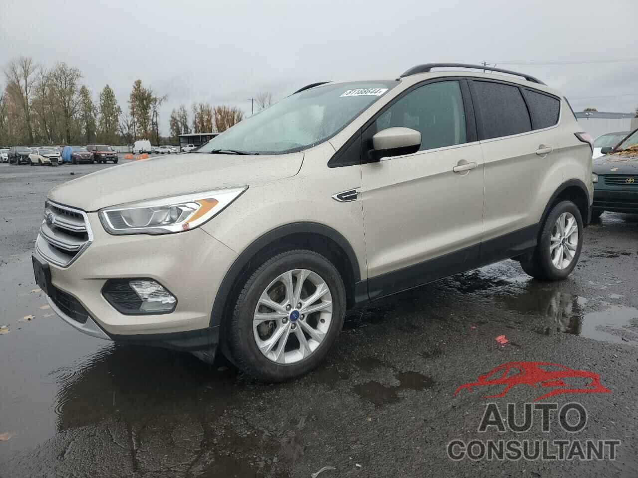 FORD ESCAPE 2017 - 1FMCU9GD8HUC81897