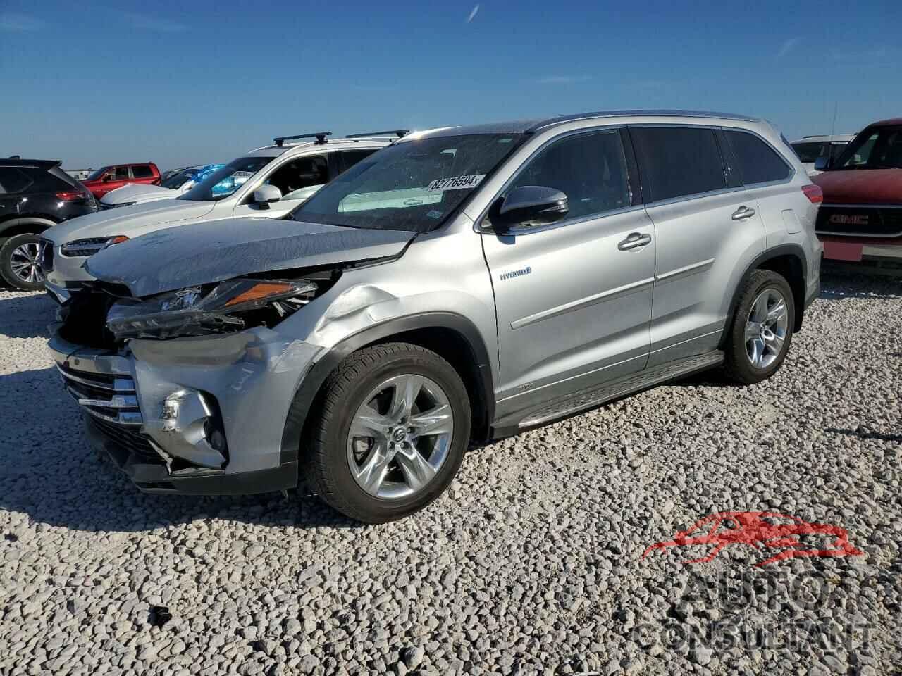 TOYOTA HIGHLANDER 2018 - 5TDDGRFHXJS051809