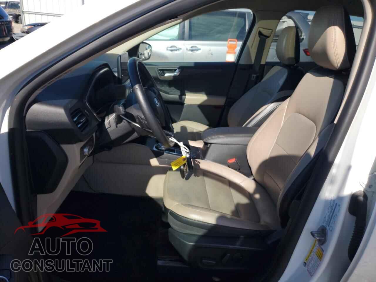 FORD ESCAPE 2020 - 1FMCU9J92LUA48787