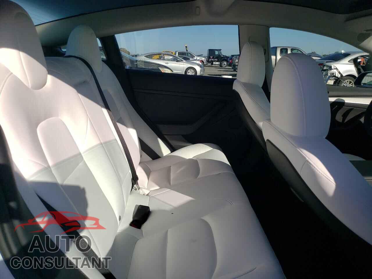 TESLA MODEL 3 2023 - 5YJ3E1EA4PF630444