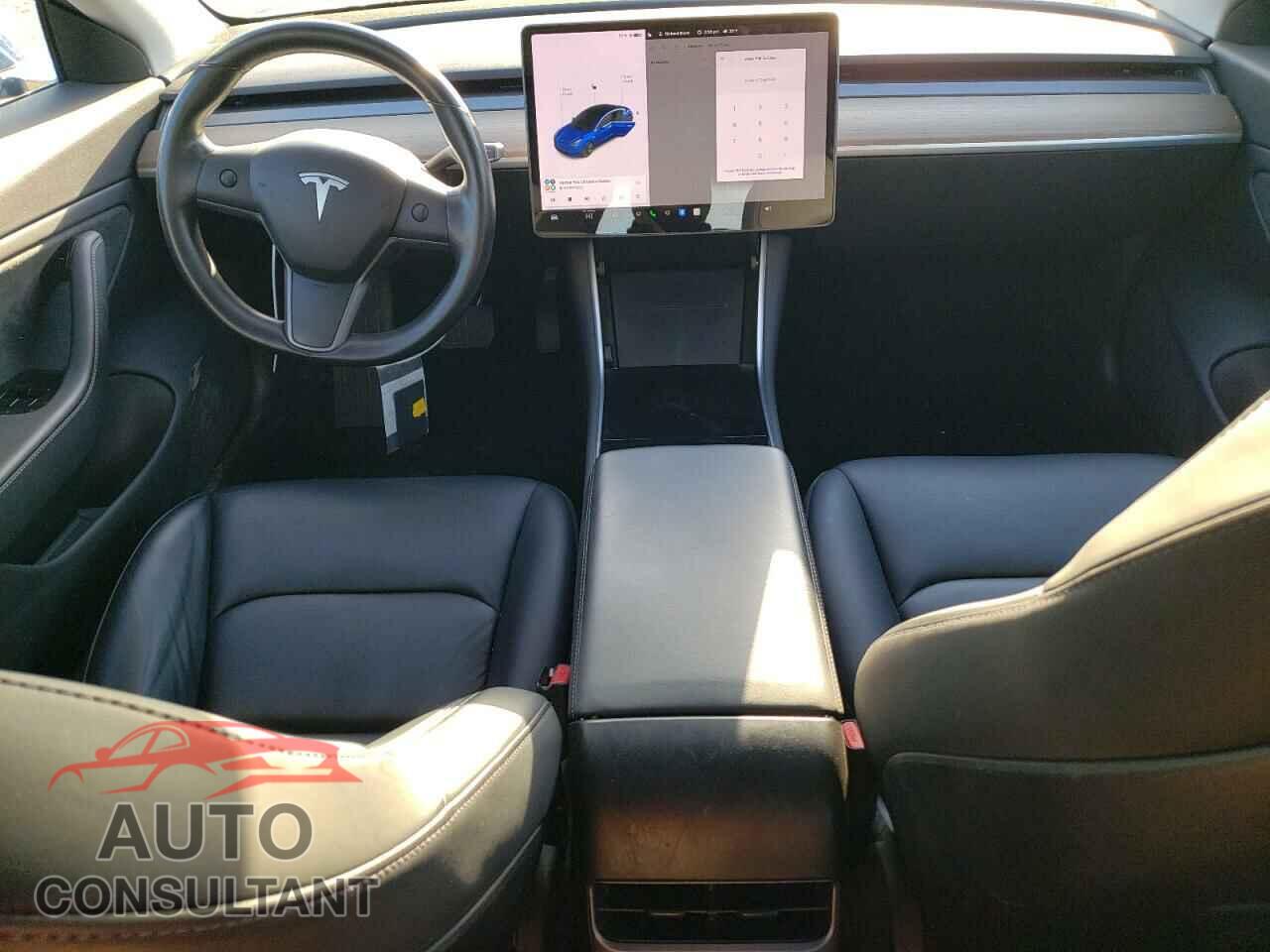 TESLA MODEL 3 2019 - 5YJ3E1EB8KF199477