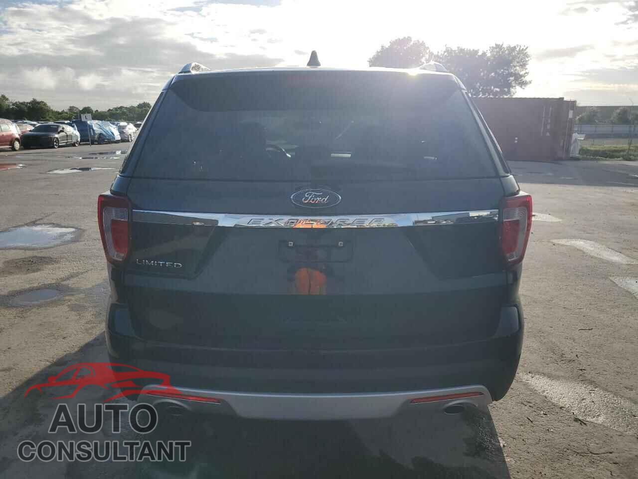 FORD EXPLORER 2017 - 1FM5K7F88HGB81952