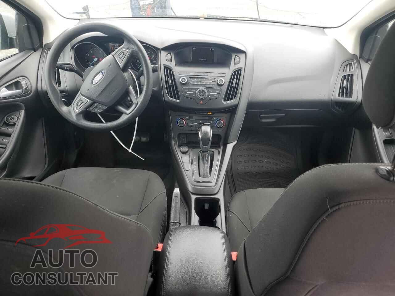 FORD FOCUS 2018 - 1FADP3FE4JL304455