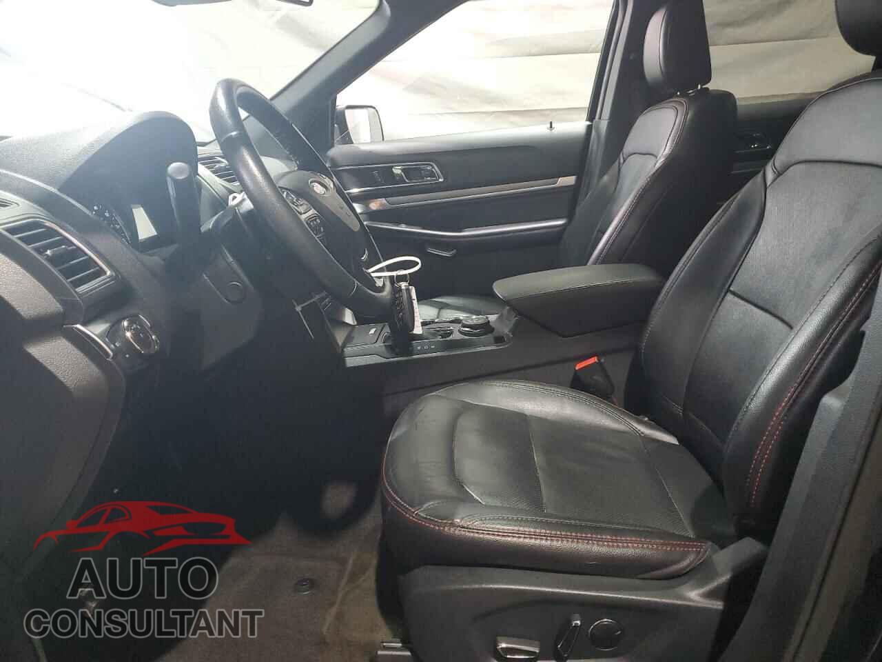 FORD EXPLORER 2018 - 1FM5K8GTXJGB82583
