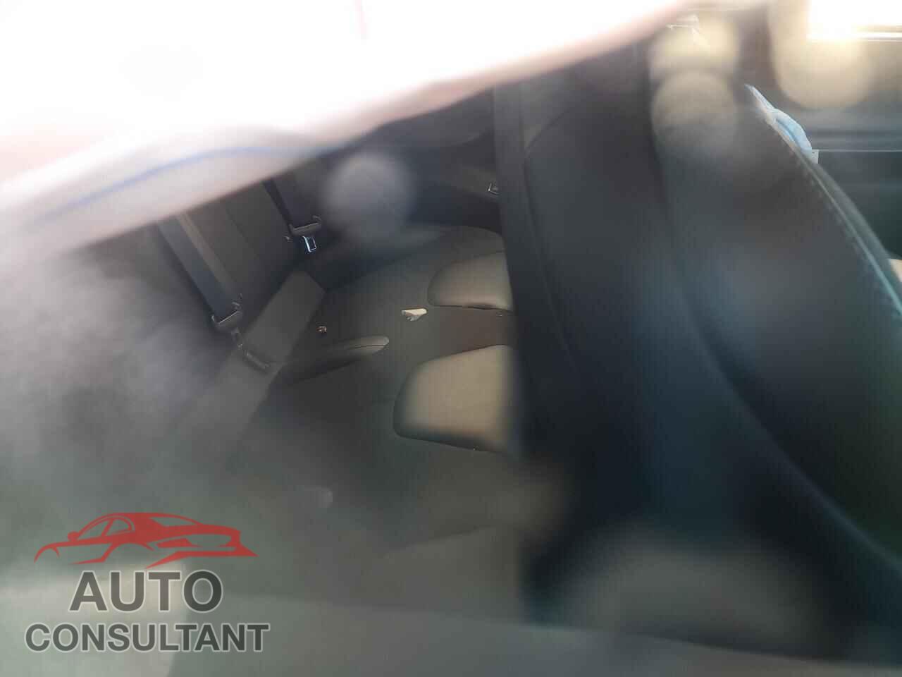 TESLA MODEL S 2017 - 5YJSA1E19HF201163