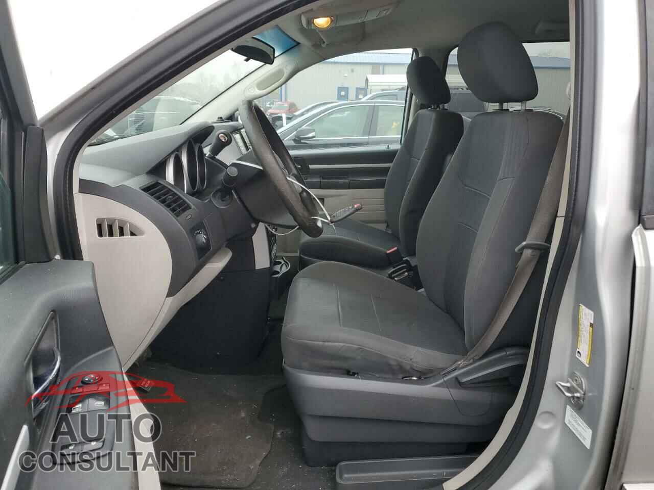 DODGE CARAVAN 2010 - 2D4RN4DE2AR145024