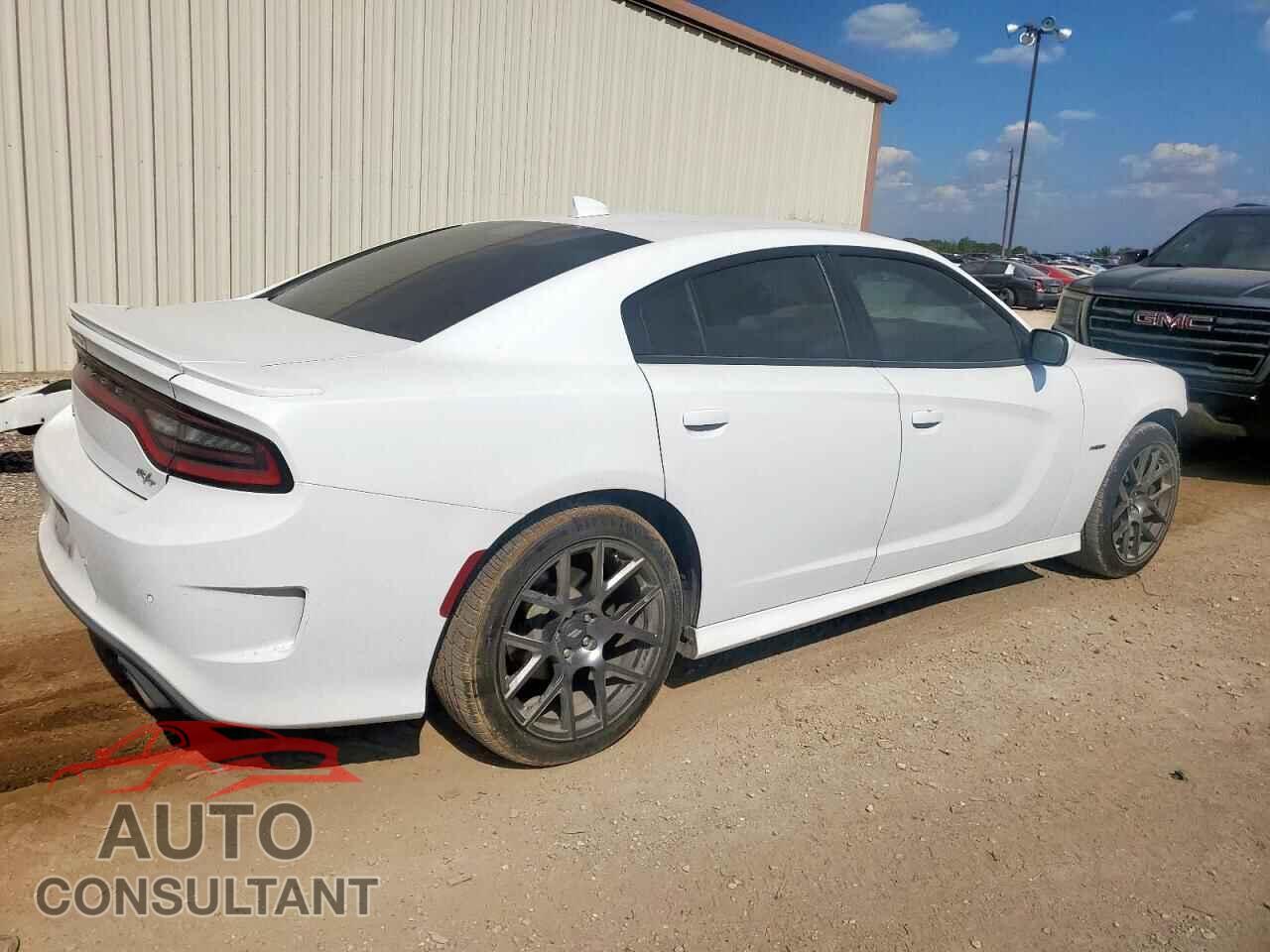 DODGE CHARGER 2018 - 2C3CDXCT5JH247385