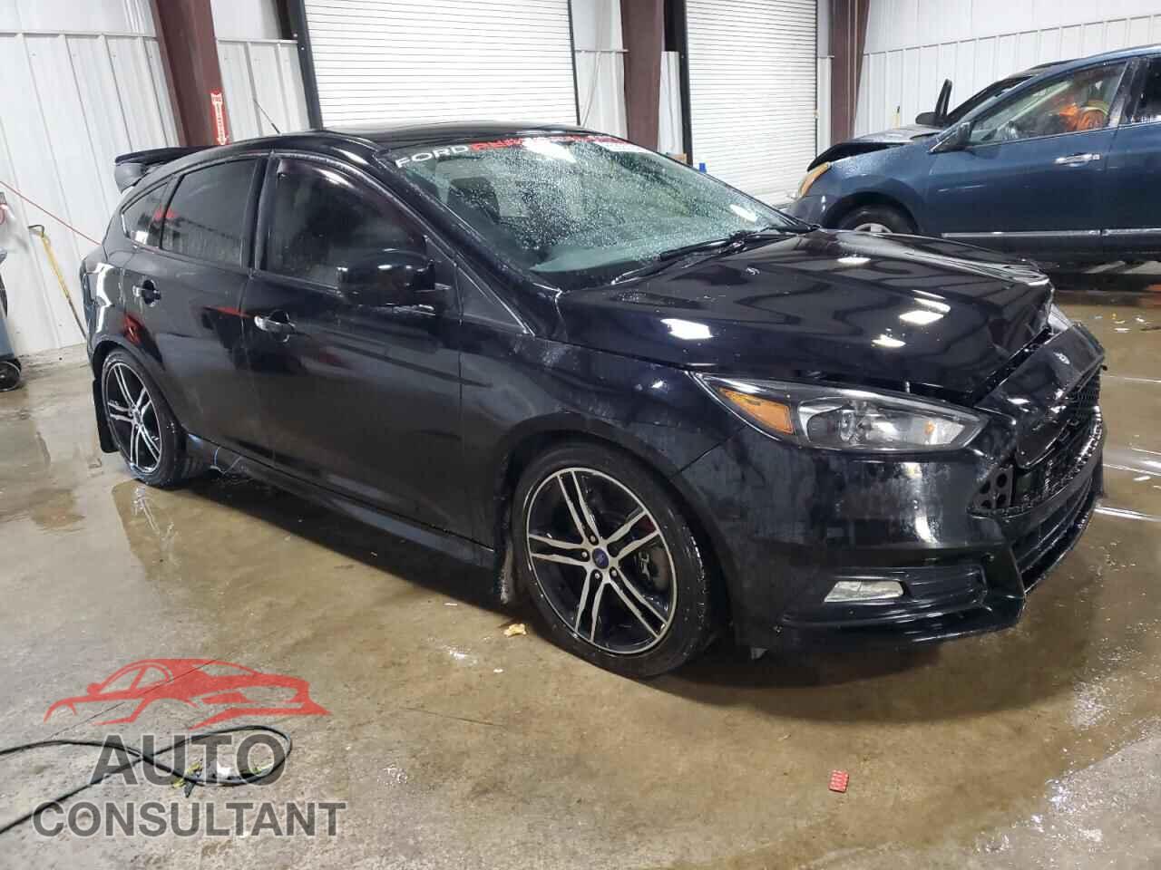 FORD FOCUS 2017 - 1FADP3L95HL339667