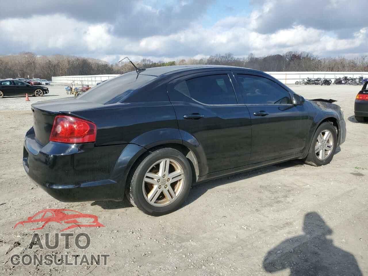 DODGE AVENGER 2011 - 1B3BD1FB5BN599755