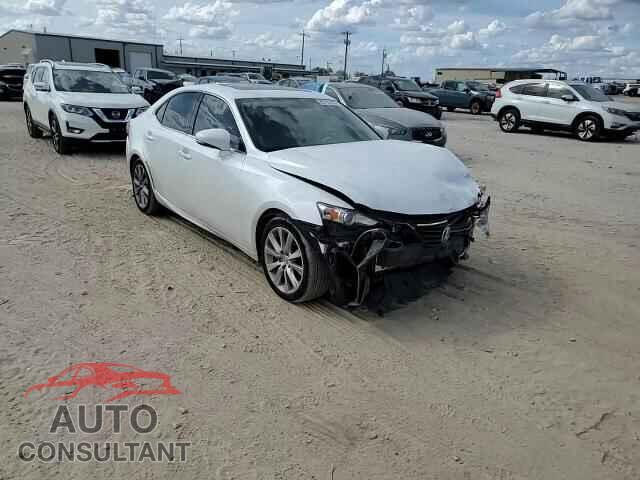 LEXUS IS 2015 - JTHBF1D22F5056573