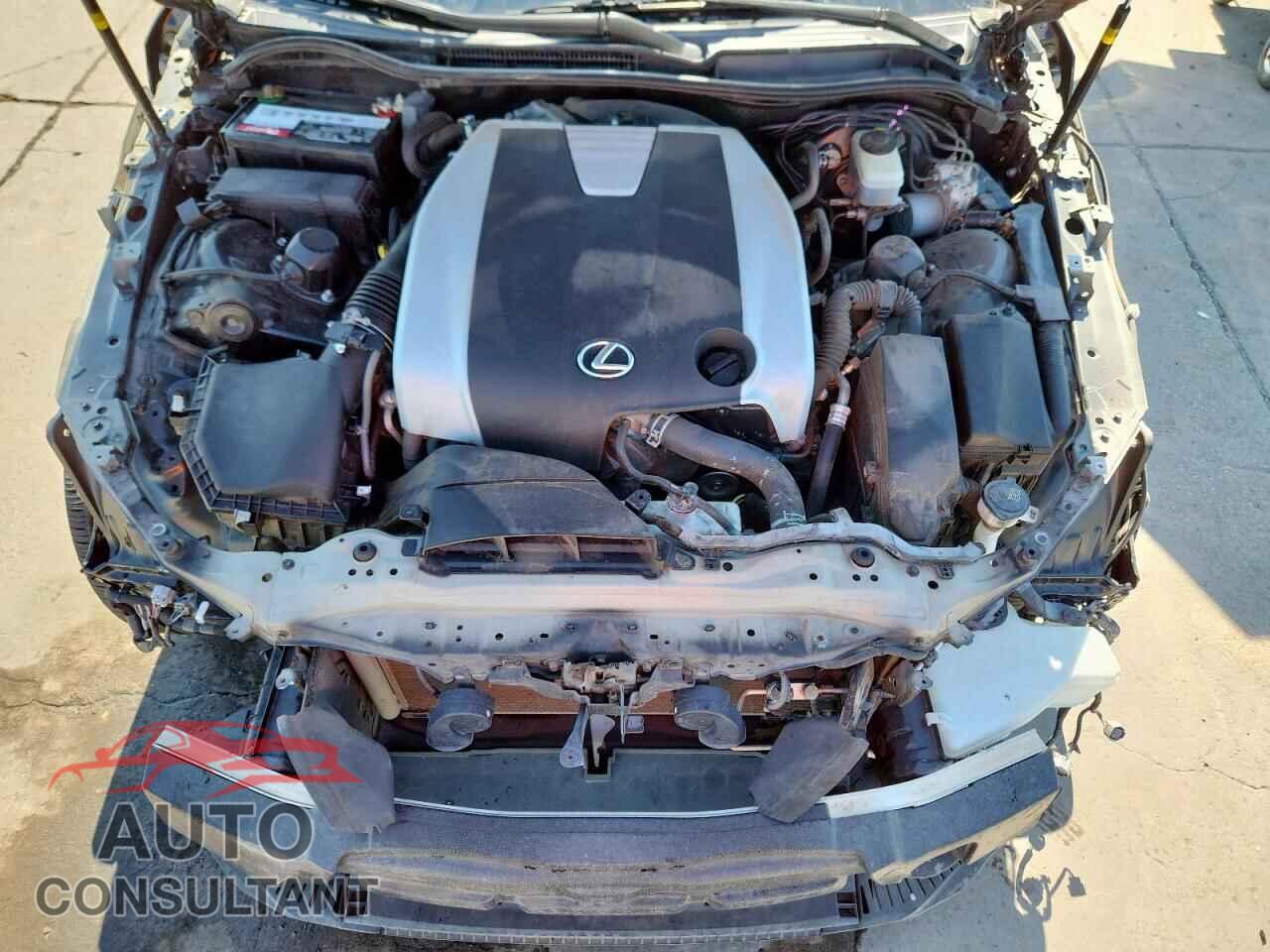 LEXUS IS 2015 - JTHBE1D28F5021085