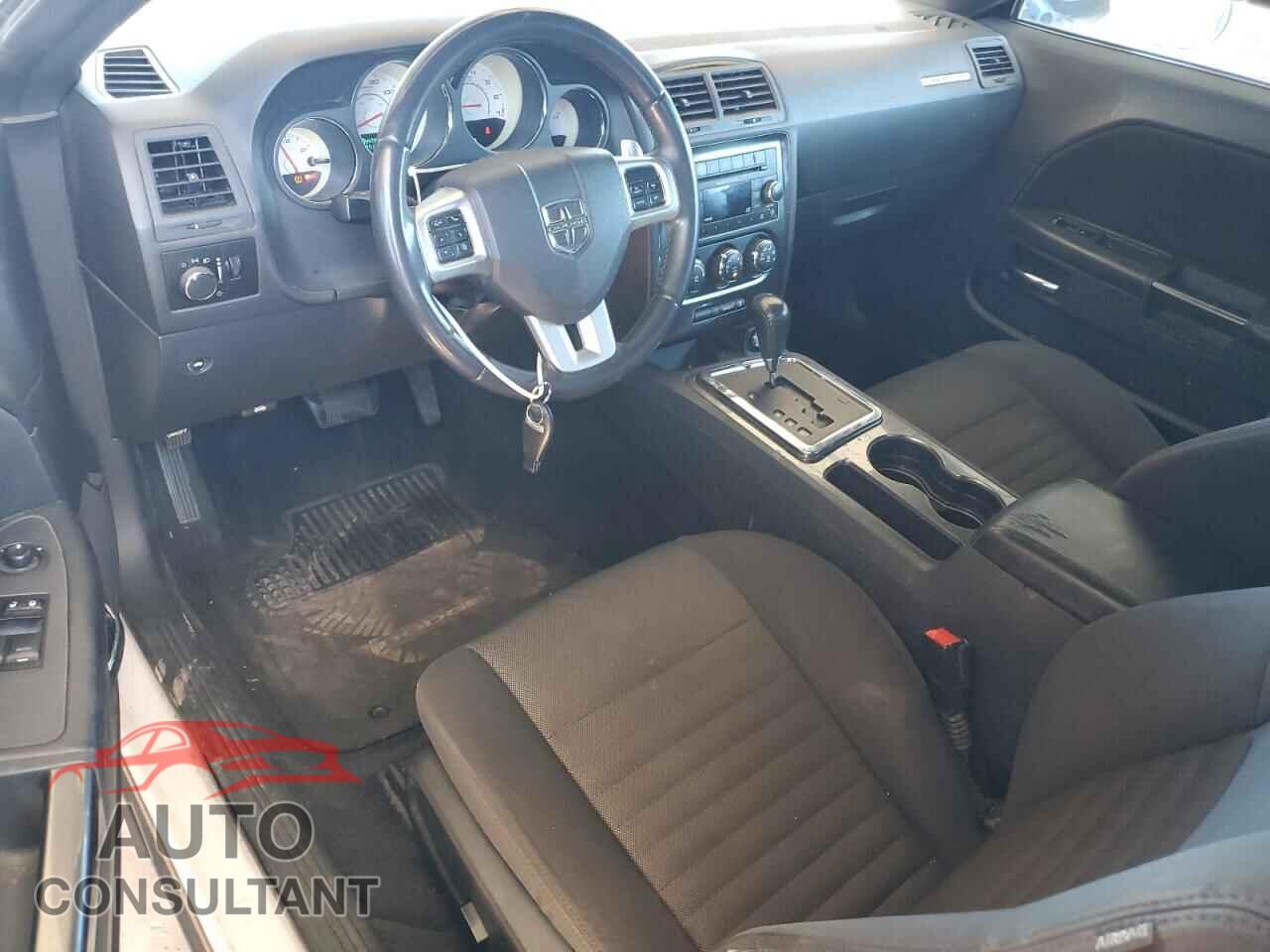DODGE CHALLENGER 2013 - 2C3CDYAG7DH649716
