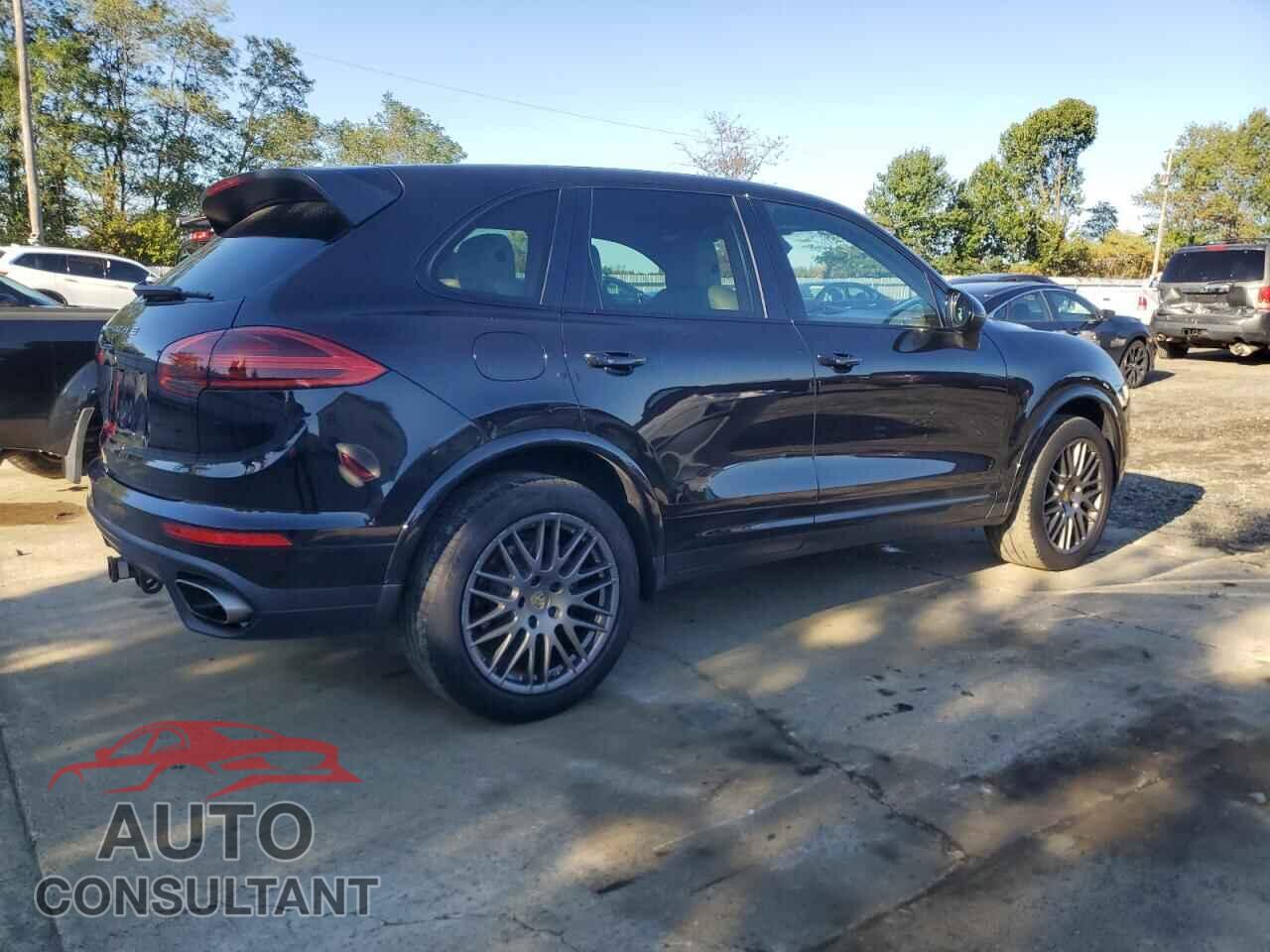 PORSCHE CAYENNE 2017 - WP1AA2A22HKA82843