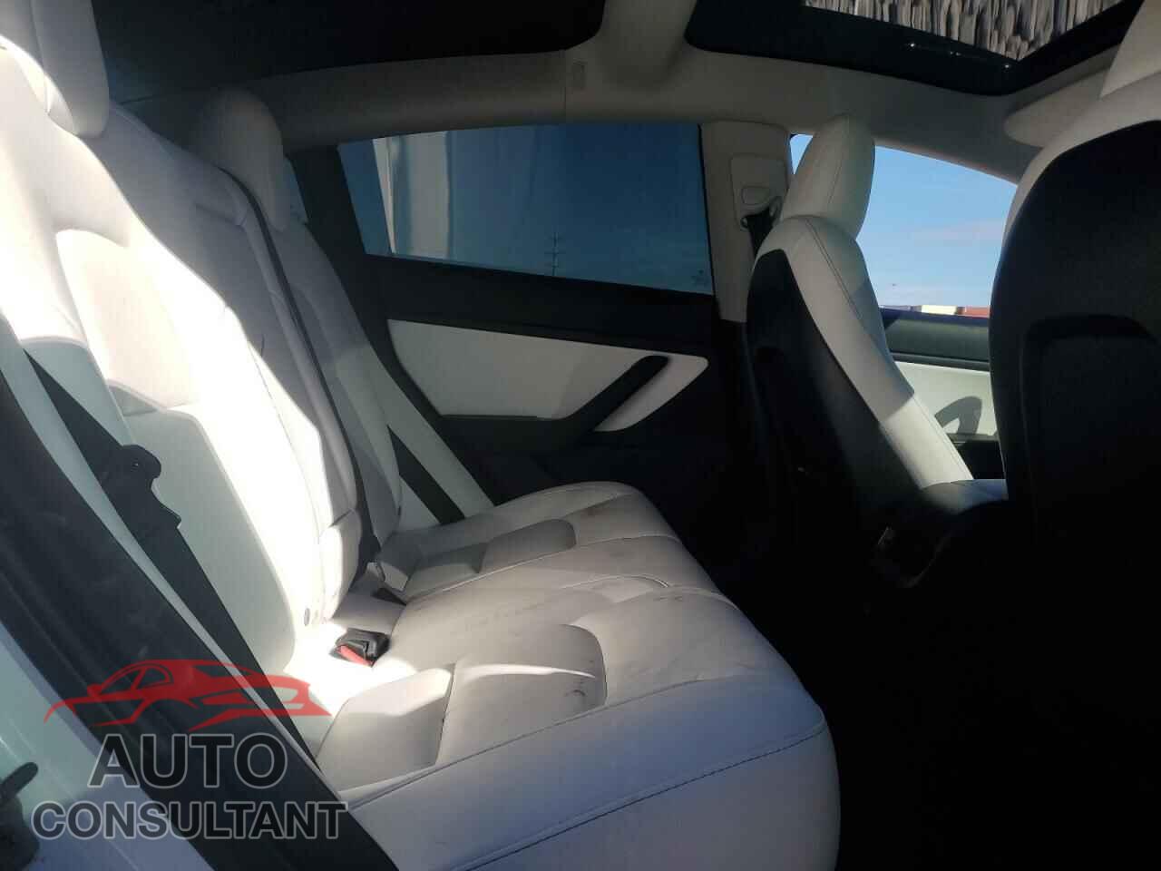 TESLA MODEL 3 2020 - 5YJ3E1EC8LF715069
